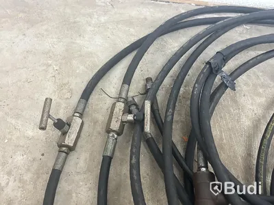 Hydraulslang med kopplingar