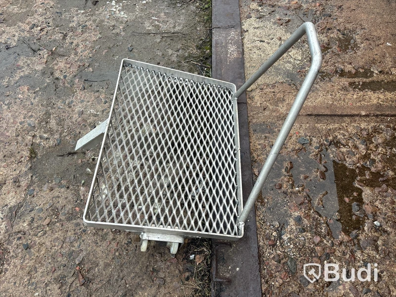 Mindre aluminiumtralla med syntethjul