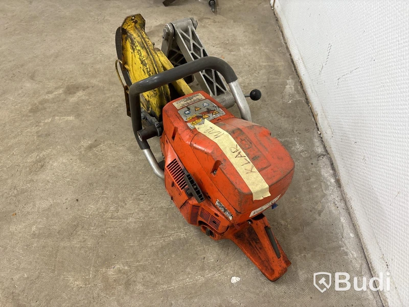 Rälskap Husqvarna 3122K med kapfixtur - 2011