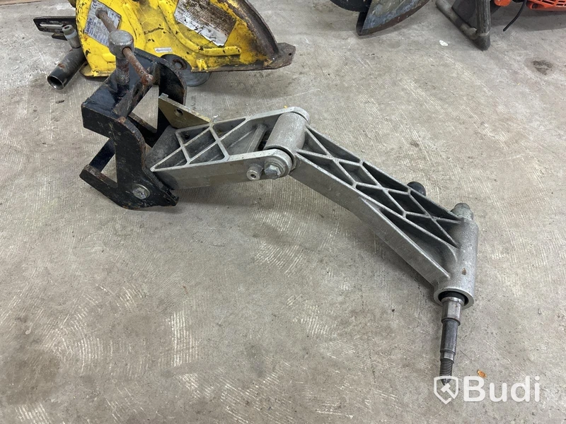 Rälskap Husqvarna 3120K med kapfixtur - 2010 (rep.objekt)