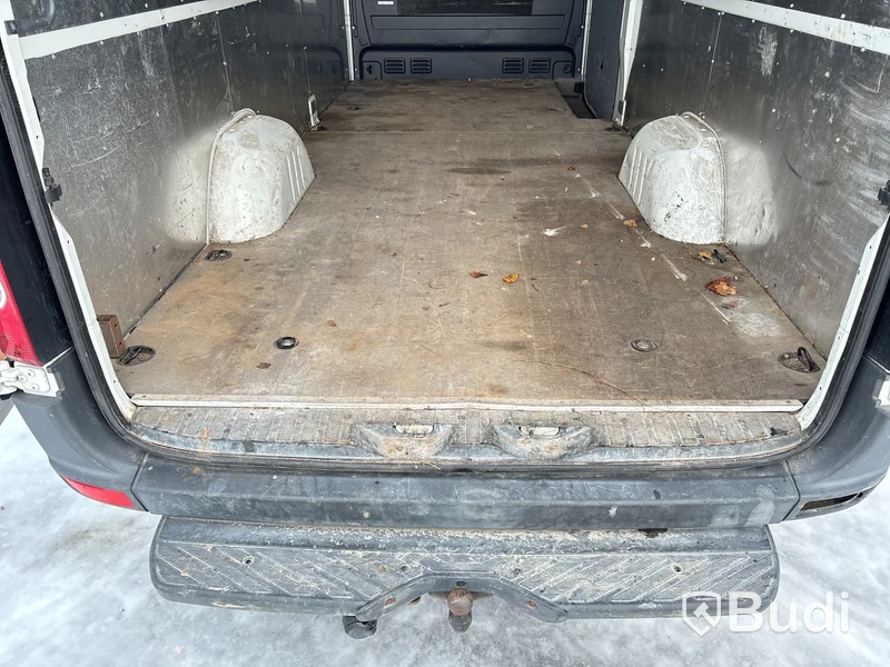 Skåpbil Volkswagen Crafter | 9182 mil | 2016