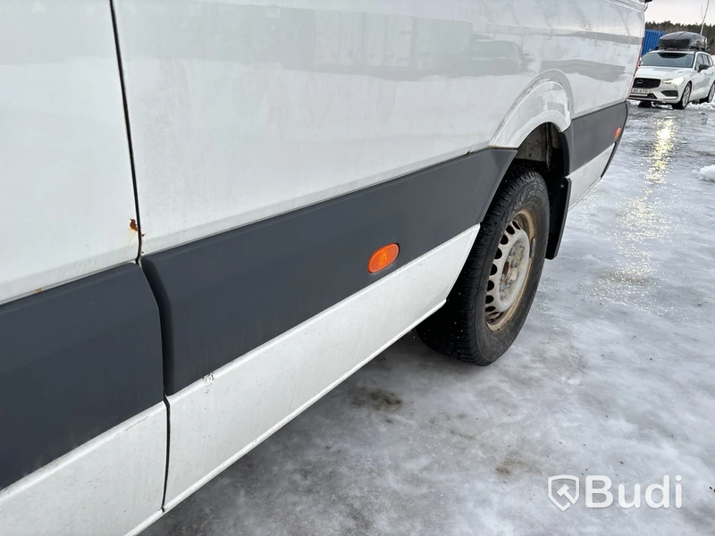 Skåpbil Volkswagen Crafter | 9182 mil | 2016