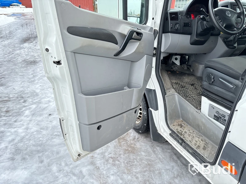 Skåpbil Volkswagen Crafter | 9182 mil | 2016