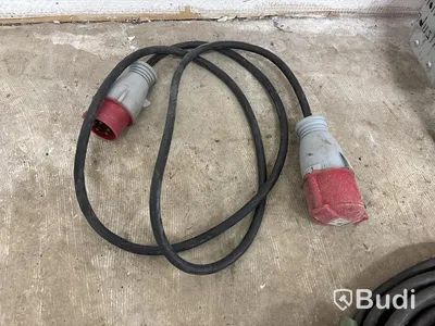 Byggcentral US 32A & 3-faskablage