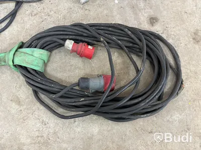 Byggcentral US 32A & 3-faskablage