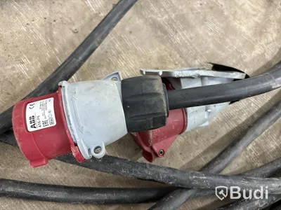 Byggcentral UC 63A & 3-faskablage