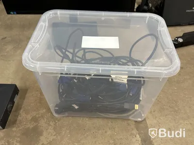 23” ledmonitorer, switch & monitorarmar