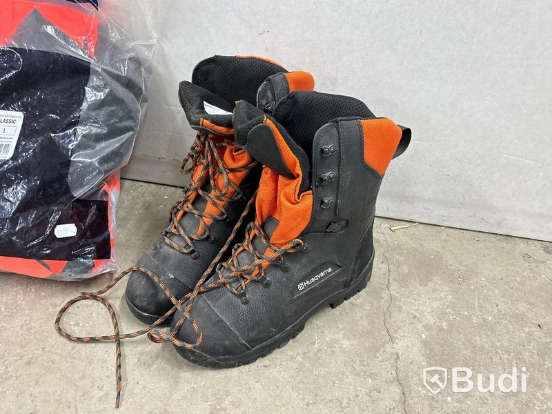 Arbetsjacka & kängor Husqvarna