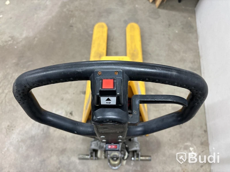Höglyftande elhandtruck Atlet ERE10