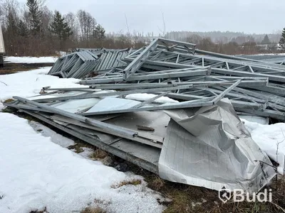 Galvad stomme till tälthall