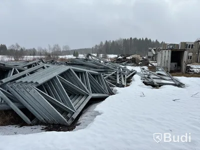 Galvad stomme till tälthall