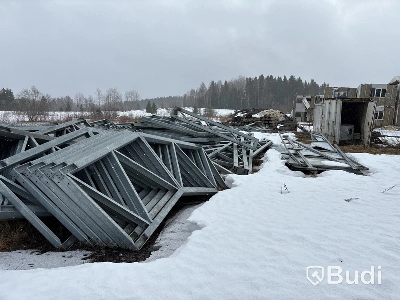 Galvad stomme till tälthall