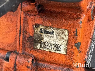 Bensindriven mutterdragare Emak