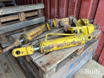 Hydraulpump med kolvar & slang