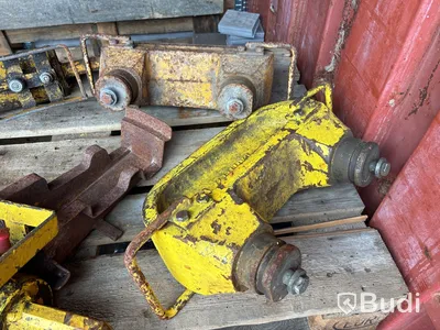 Hydraulpump med kolvar & slang