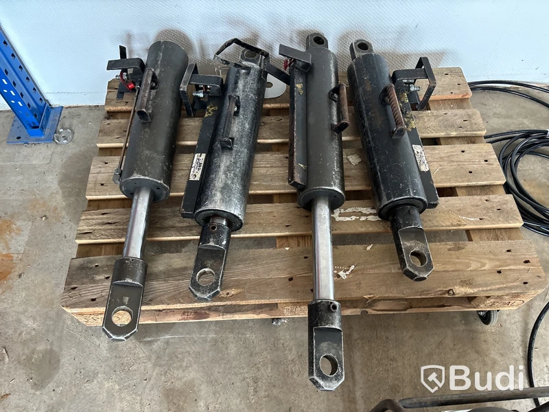 Hydraulpump med kolvar & slang