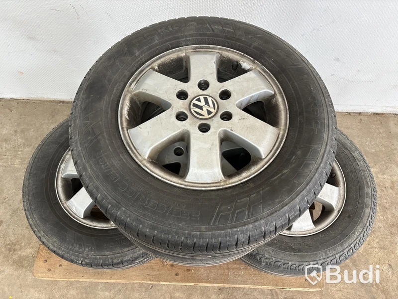 Sommarhjul 235/65R16C passande Volkswagen Crafter