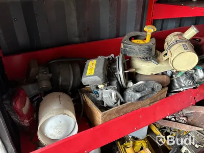 20 fots container med järnvägsutrustning & tillbehör