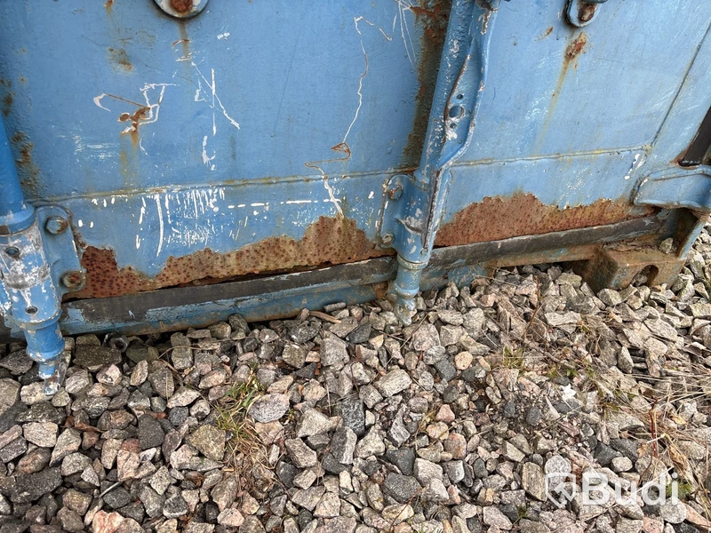 20 fots container med järnvägsutrustning & tillbehör