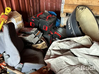 20 fots container med innehåll