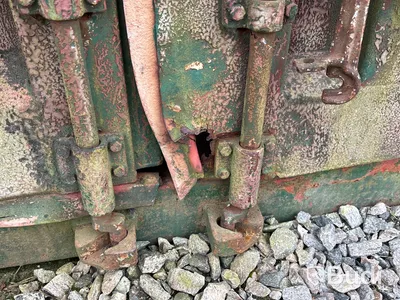 20 fots container med innehåll