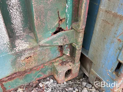 20 fots container med innehåll
