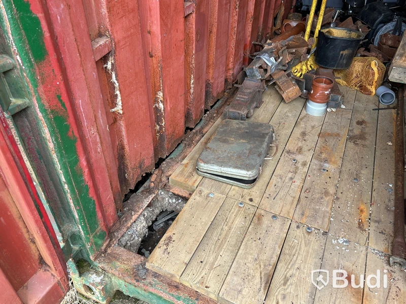 20 fots container med innehåll