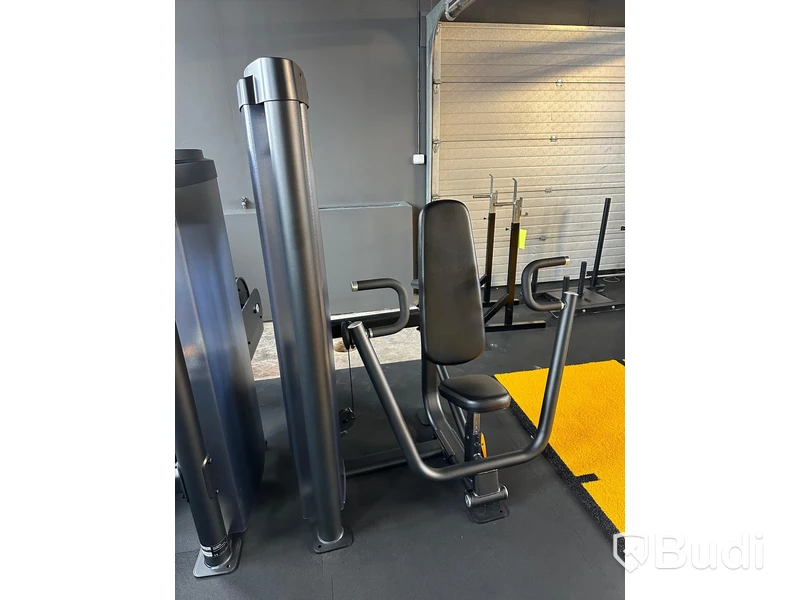Chest Press - Precor Vitality