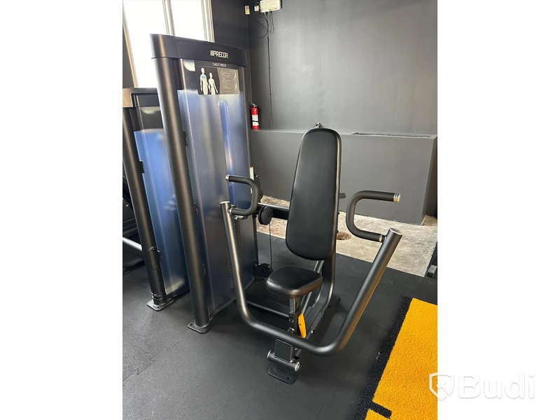 Chest Press - Precor Vitality