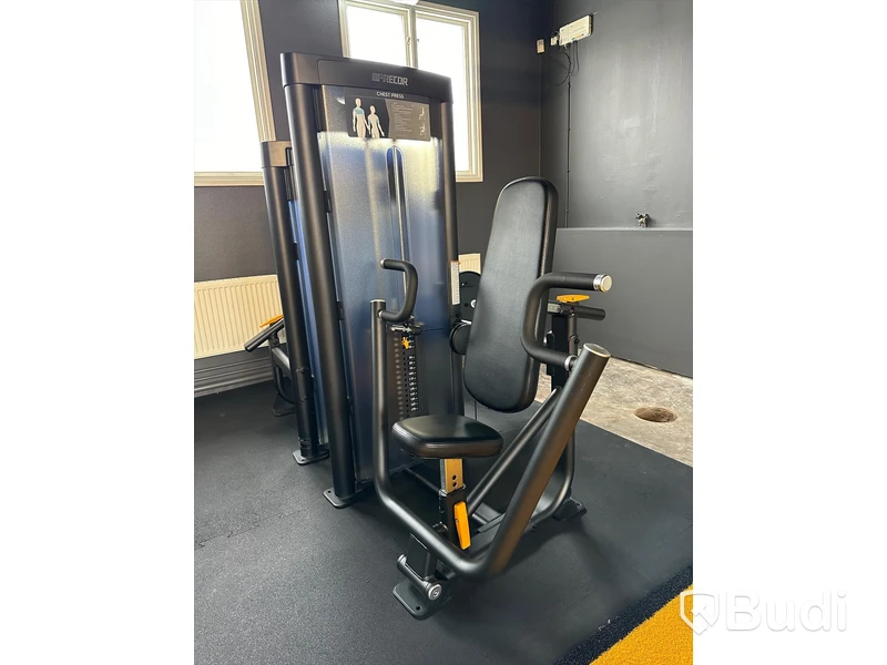Chest Press - Precor Vitality