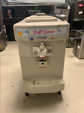Taylor 142-40 mjukglassmaskin OBS saknar handtag