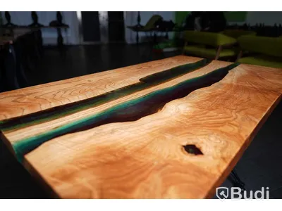 Matbord med epoxyinlägg, gjutjärnsfot