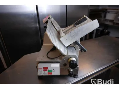 Skärmaskin BECKERS TGA300