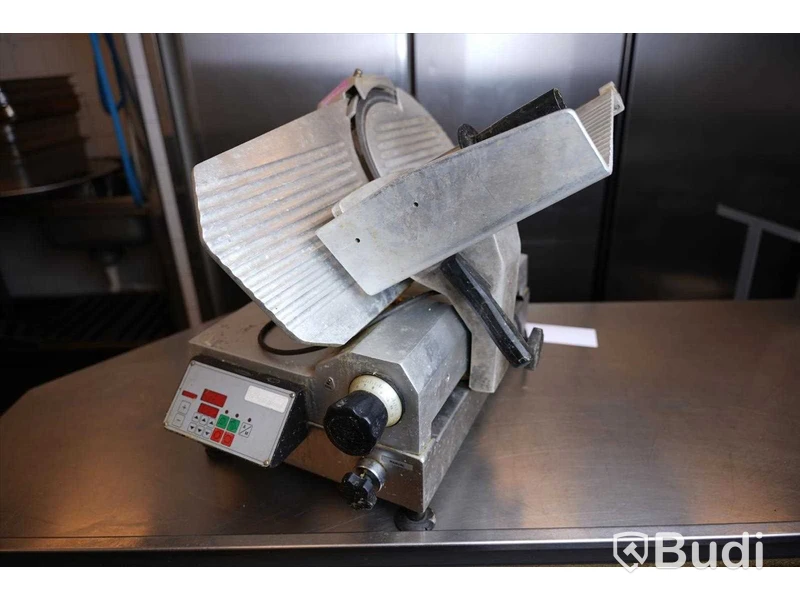 Skärmaskin BECKERS TGA300
