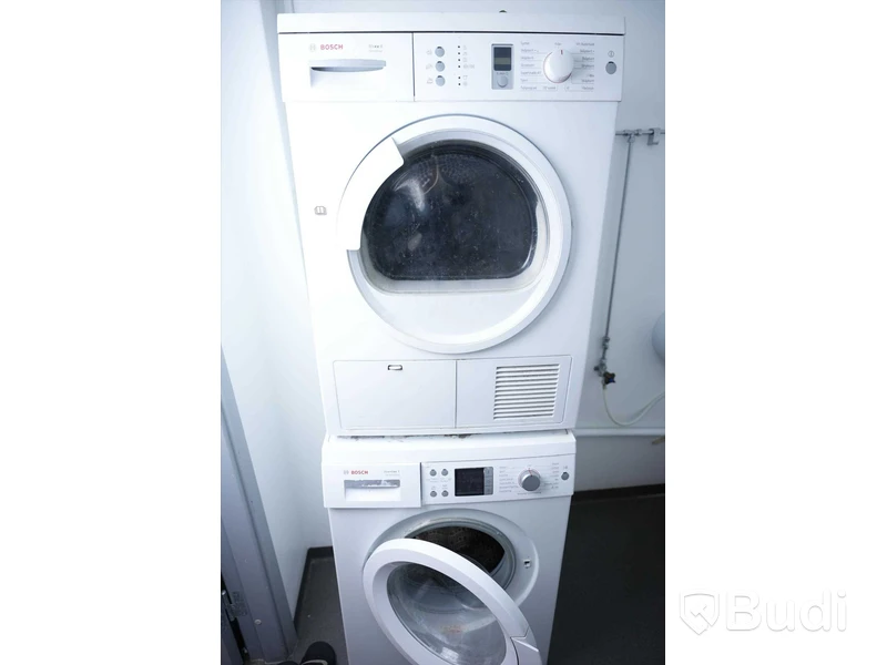 Tvätttorn BOSCH, tvättmaskin AVANTIXX 8 och torktumlare MAXX 8