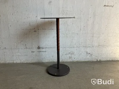 Bordsstativ med läderdetaljer, Jonas Bohlin