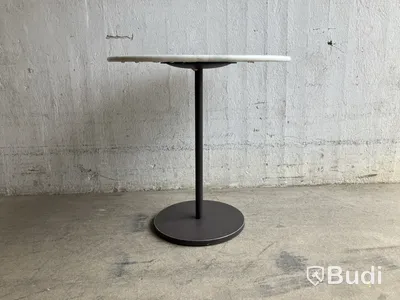 Runt bord med marmorskiva, Jonas Bohlin