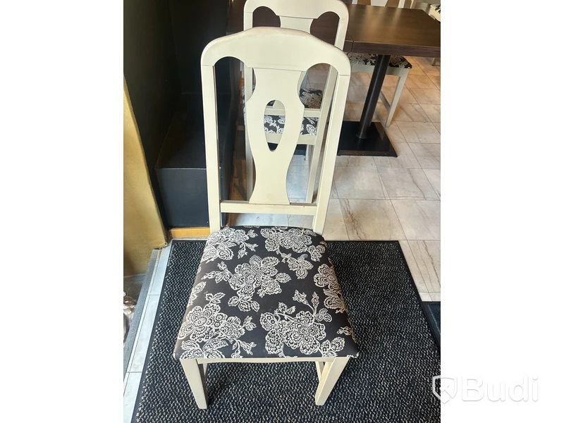 Restaurangstolar 44 styck