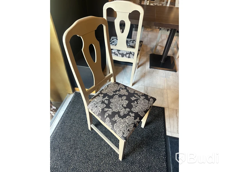 Restaurangstolar 44 styck
