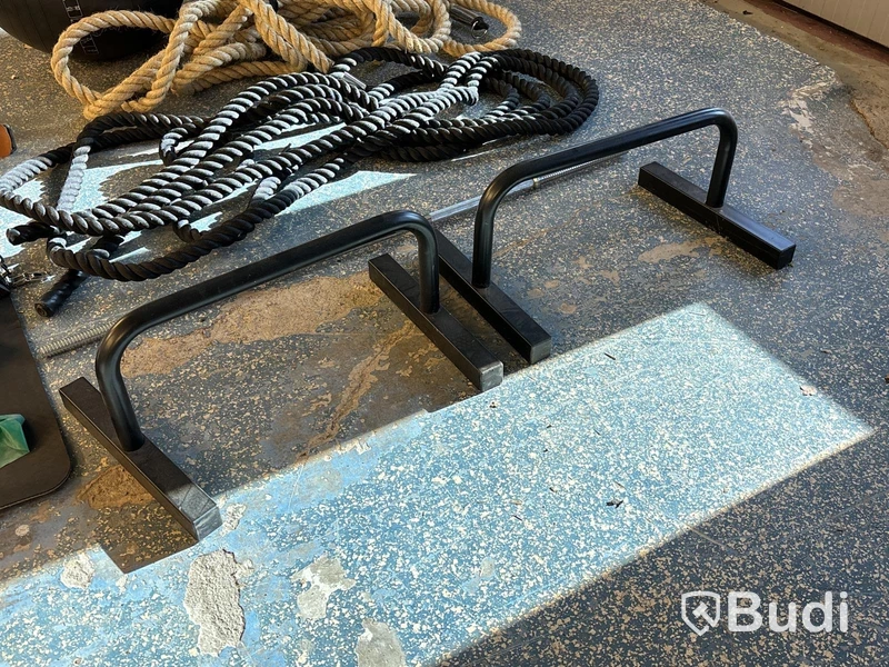 Battlerope, pilatesbollar, skivstång & redskap