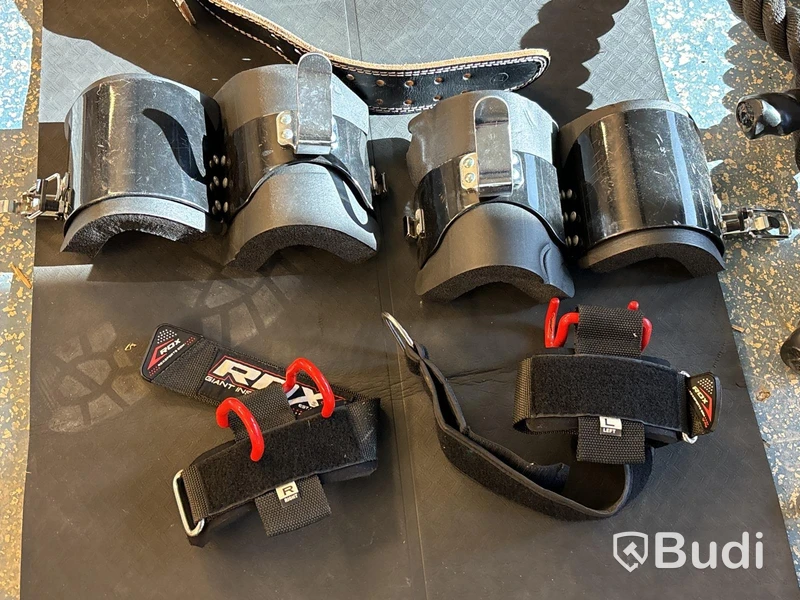 Battlerope, pilatesbollar, skivstång & redskap