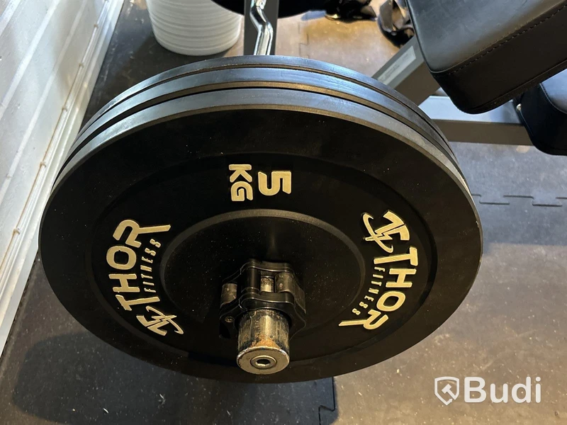 Curlbänk Body Solid med curlstång & vikter