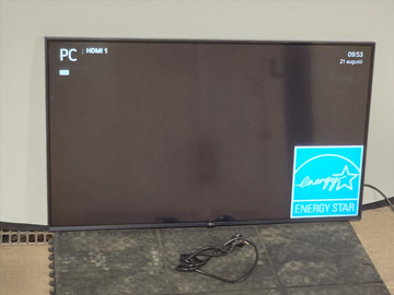 LG 43UL3J-E  | 43" TV/Bildskärm