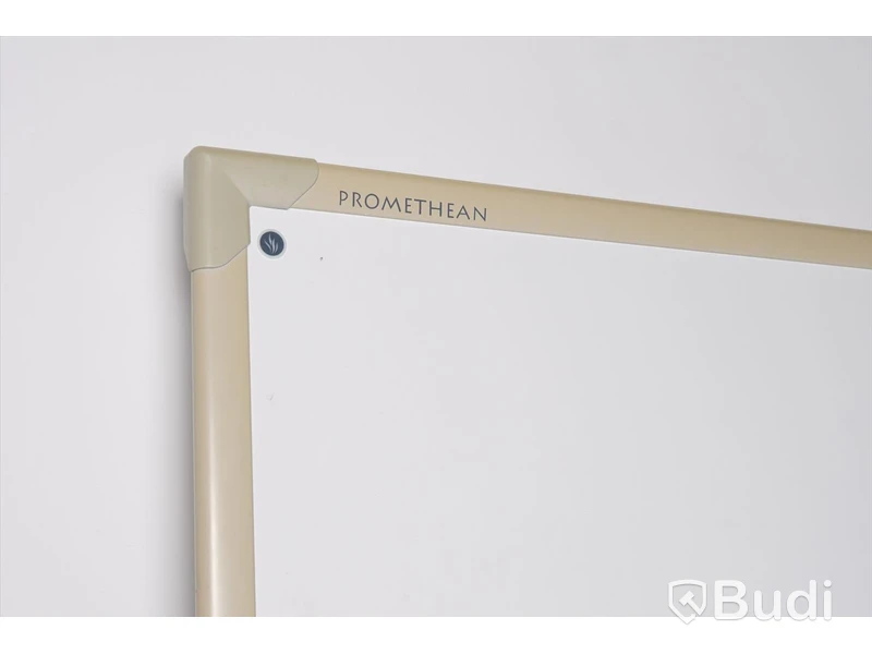 Interaktiv whiteboard - 2nd Generation Activboard, Promethian. Inkl. tillbehör (se bild). 168x125x5 cm