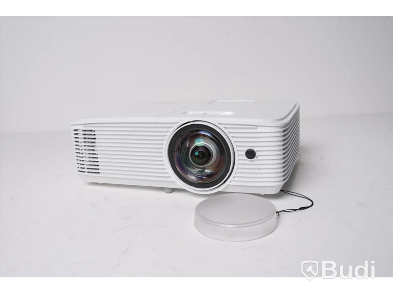 Projektor inkl. väggmontering - DLP Projector, Optoma; Short-Throw Projector wall Mount, Vision. Inkl. tillbehör (se bild).