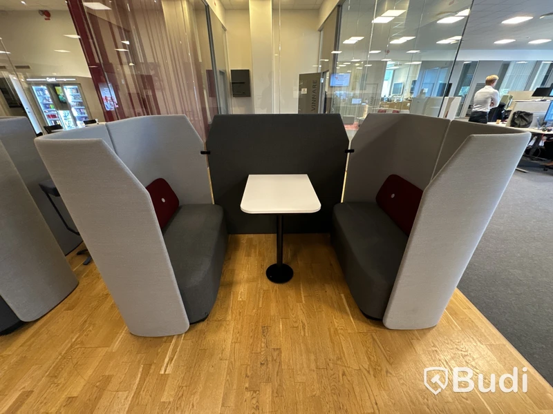 Modulsoffor med bord, Kinnarps