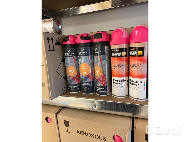 Parti med diverse sprayfärg Areolos
