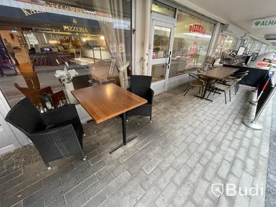 Utemöbler och stolpstaket