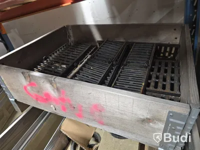 2 pallar med linjeavvattningsrännor.