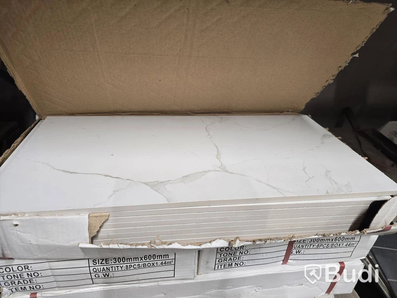 Pall med klinker 30x60.